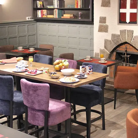 Centre Le Comte Rouge 酒店 托农莱班