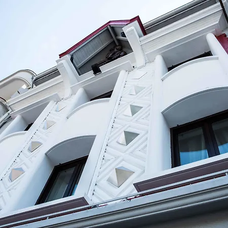 Ξενοδοχείο Centre Le Comte Rouge Τονόν-λε-Μπαιν