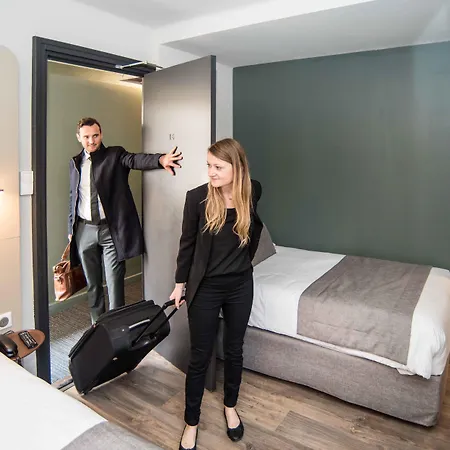 Hotel Centre Le Comte Rouge 2*