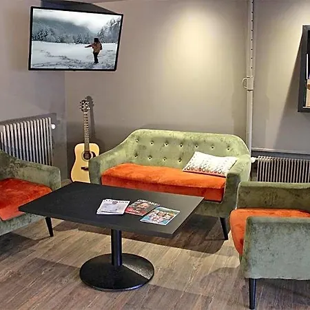 Centre Le Comte Rouge Hotel