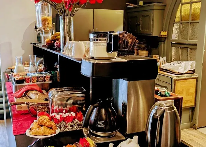 Hotel Centre Le Comte Rouge